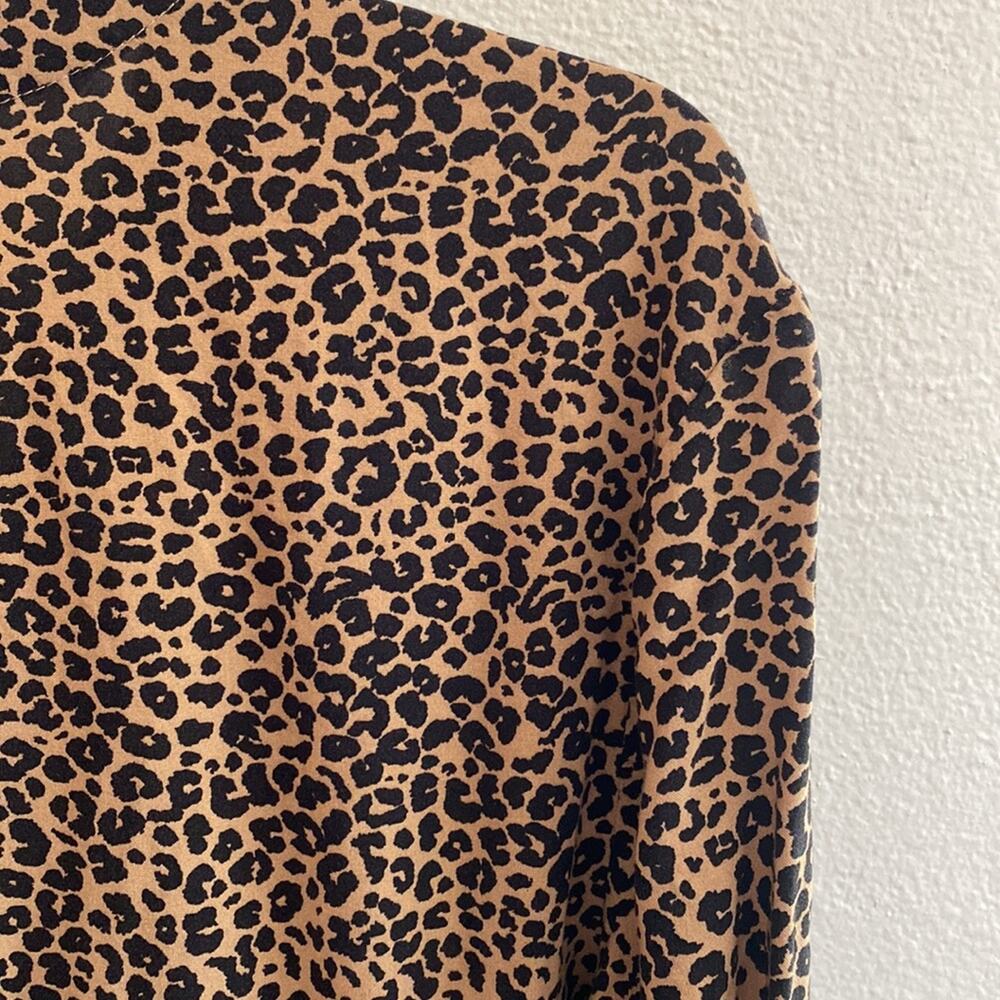 Cheetah print blouse C & C California L - Picture 8 of 8